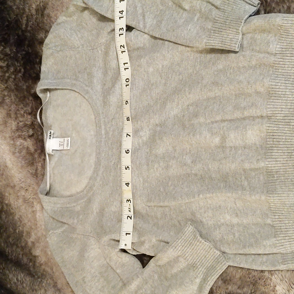 H&M Sweaters - Picture 3 of 5